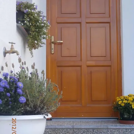 Charming House With Beautiful Landscape Дом отдыха Frydstejn