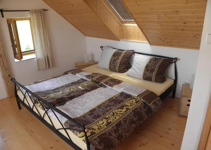 Charming House With Beautiful Landscape Frýdštejn