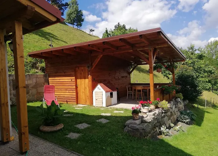 Dom wakacyjny Charming House With Beautiful Landscape Frýdštejn